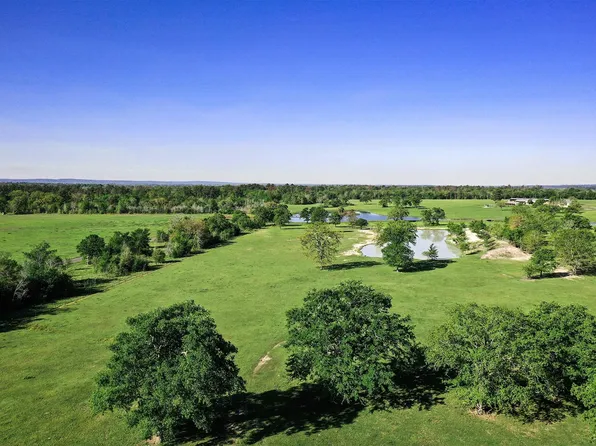 661 Fm 2550 Rd #B, Huntsville, TX 77320