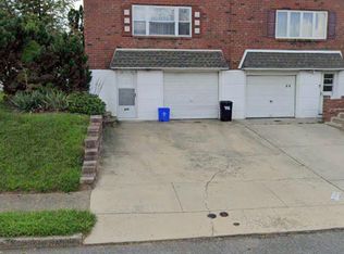 406 Larkspur St, Philadelphia, PA 19116