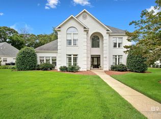 145 Clubhouse Cir, Fairhope, AL 36532