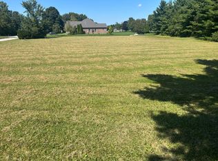 803 Hunter Dr, Westville, IN