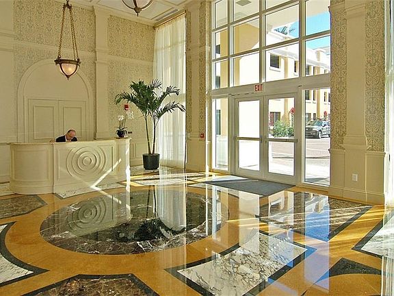 5th image of 800 N Tamiami Trl Unit 1717