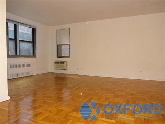 Rented by Oxford Property Group | media 24