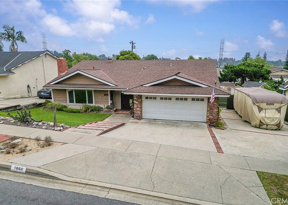 1st image of 1860 Fernridge Dr