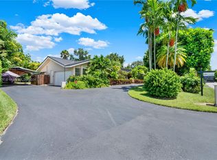 13835 SW 102nd Ct, Miami, FL 33176