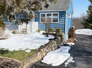 322 Sunset Hill Rd E #2, Fishkill, NY 12524