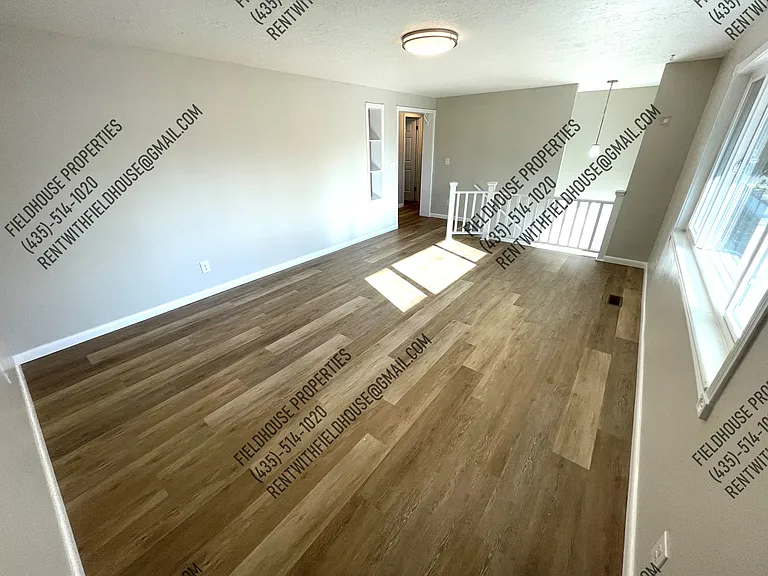 881 N 500 E — Photo 5