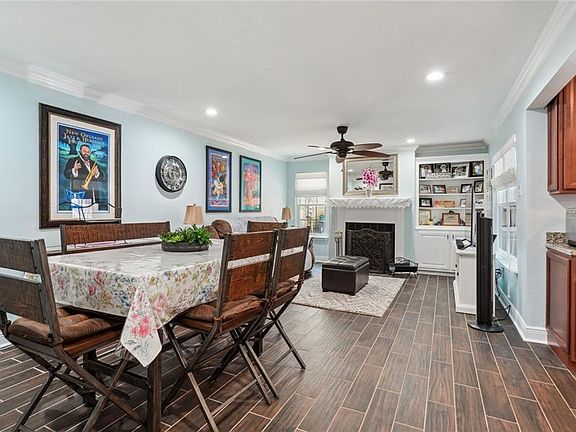 2nd image of 1500 W Esplanade Ave APT 19A