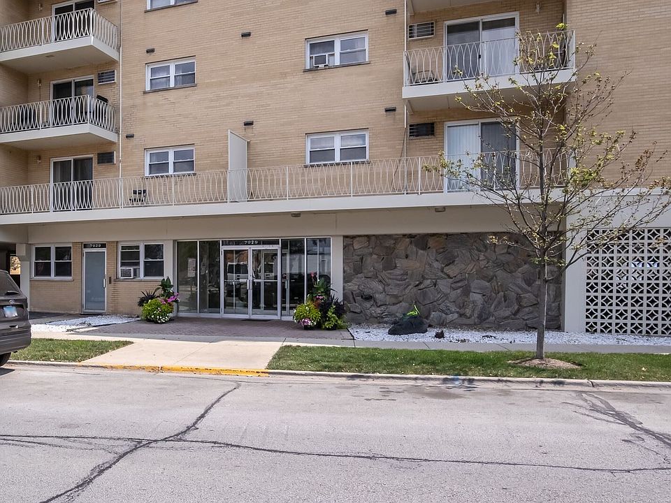 1st image of 7929 W Grand Ave APT 309