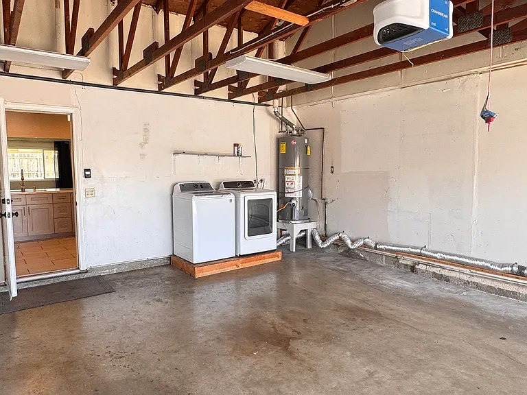 3679 Plumbago Ln — Photo 14