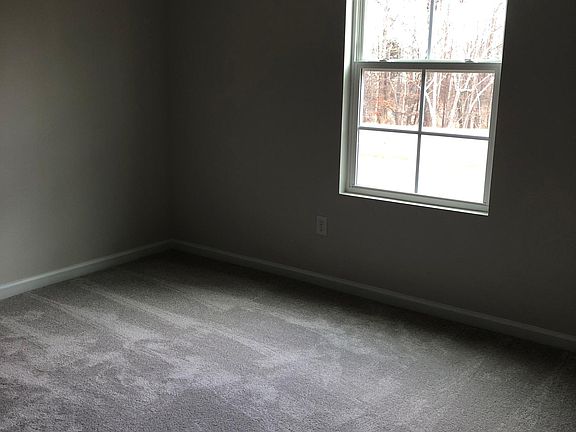 Guest bedroom(first floor)