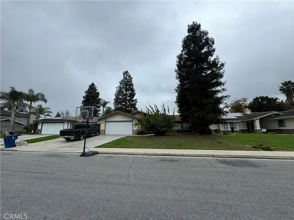 6916 Bandolero Way, Bakersfield, CA 93308