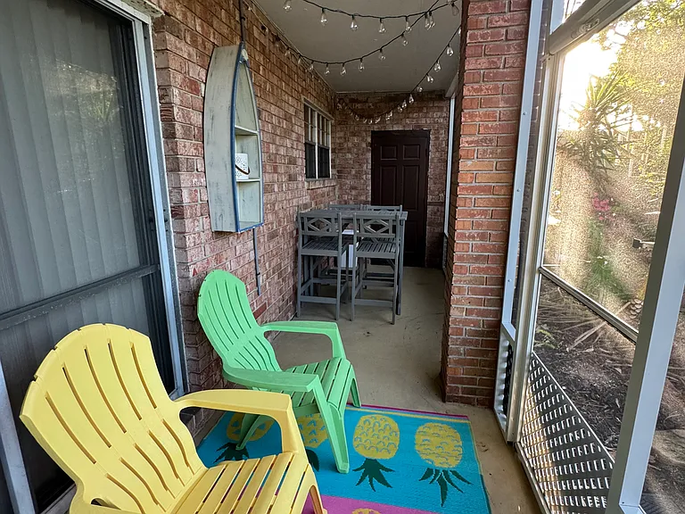 22 Comares Ave #2B — Photo 17