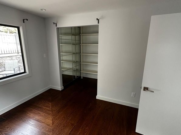 3 house bedroom for rent