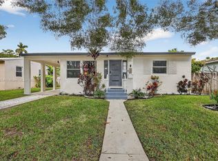 1949 Wiley St, Hollywood, FL 33020