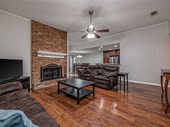 5th image of 2200 Rey Dr