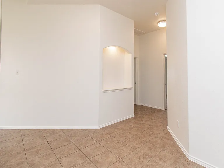 7003 Osbaldo Dr — Photo 15