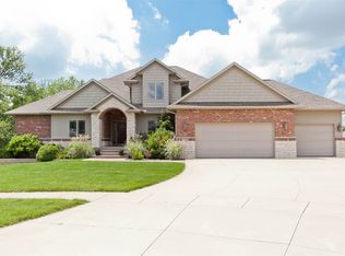 2788 Jefferson Ct NE, Swisher, IA 52338