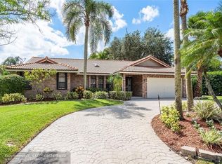 5411 NW 86th Way, Pompano Beach, FL 33067