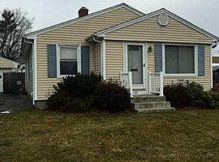 122 Fuller St, Pawtucket, RI 02861