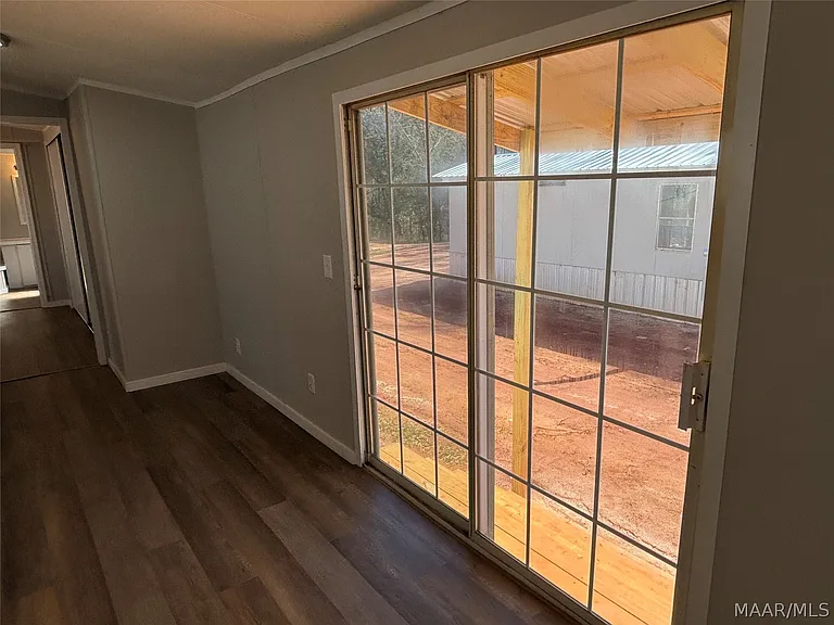 1328 Gator Hill Dr — Photo 3