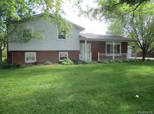 4990 Easy St, Newport, MI 48166