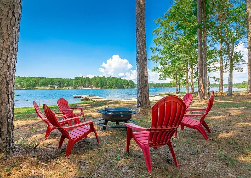 1st image of 110 Fishers Point