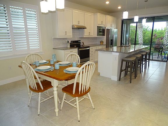 Central Dining Area