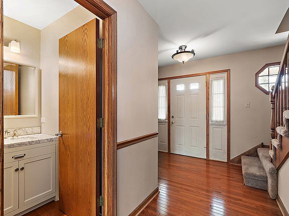 4th image of 14041 Stonegate Ln