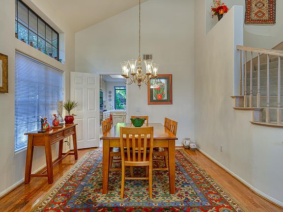 4th image of 489 Messina Pl