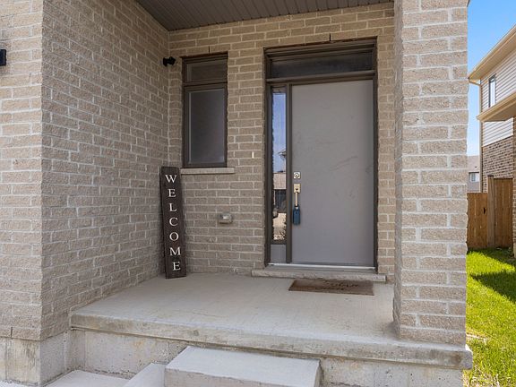 3rd image of 2428 Irish Moss Rd
