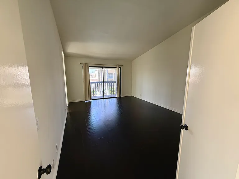 2934 Wellesley Ct — Photo 15