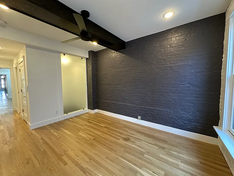 635 Main St #1 — Photo 11