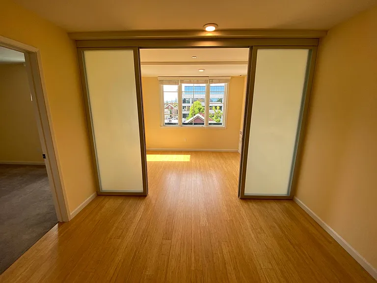 Addison Arts Apartments — Photo 50