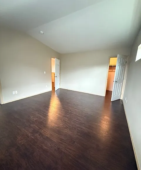 Big Primary suite with walk in closet