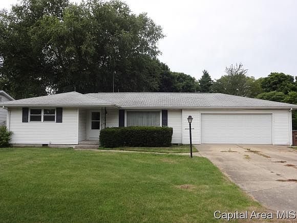 Terrific ranch home!