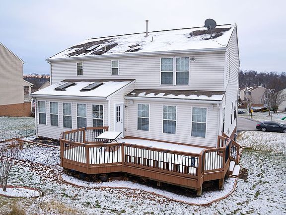 2nd image of 5205 Forest View Dr