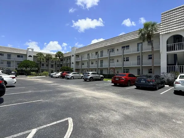 8595 Sunrise Lakes Blvd, Fort Lauderdale, FL