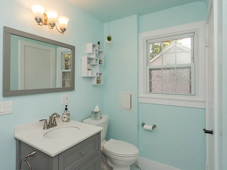 4243 Beverly Dr — Photo 33