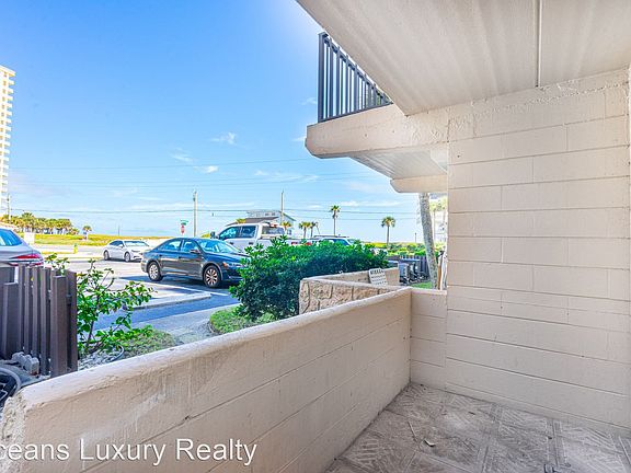 5th image of 2101 N Atlantic Ave APT 19