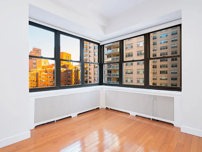 400 E 57th St #3M — Photo 6