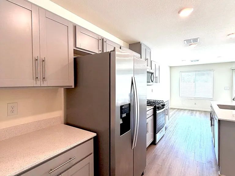 5646 Mesa Sedona St — Photo 14