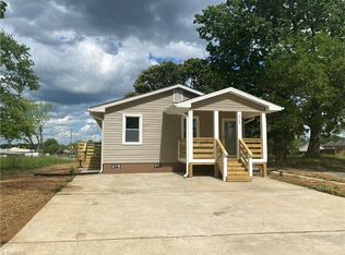 408 New St, Kernersville, NC 27284