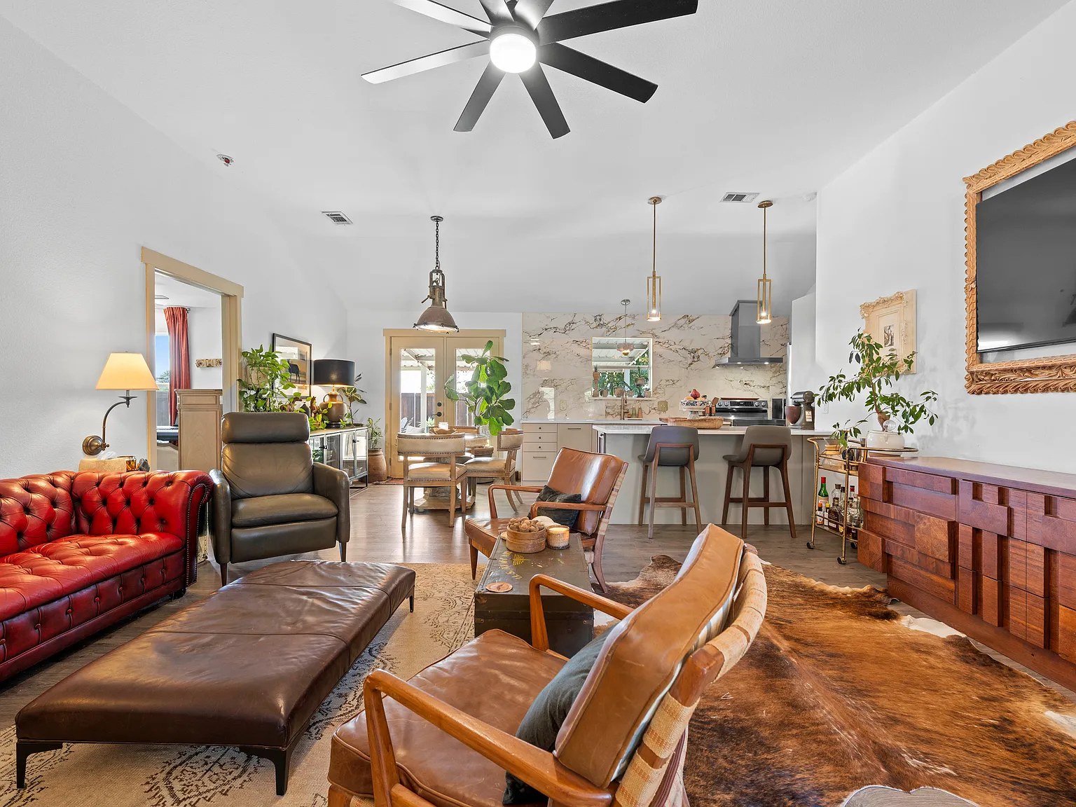 3 bed, 1107 sqft, $1,850 — Photo 4