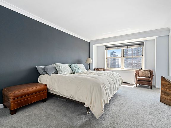 5th image of 360 E 72nd St APT C3201