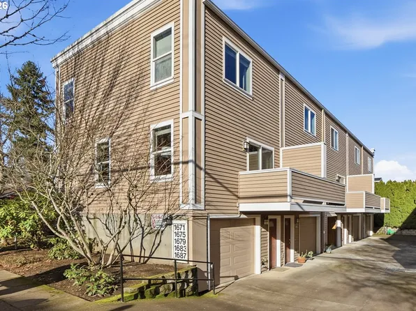 1687 SE Linn St, Portland, OR 97202