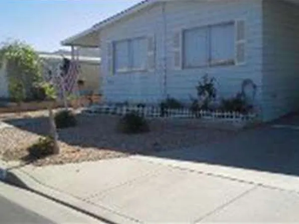 30765 Cocos Palm Dr, Homeland, CA 92548