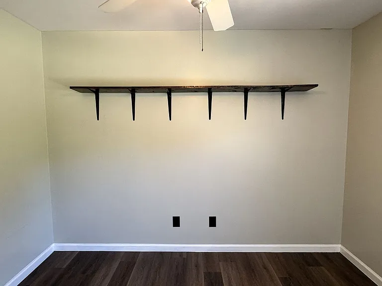 186 Christy Dr — Photo 22