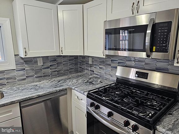 2nd image of 278 Fountain St