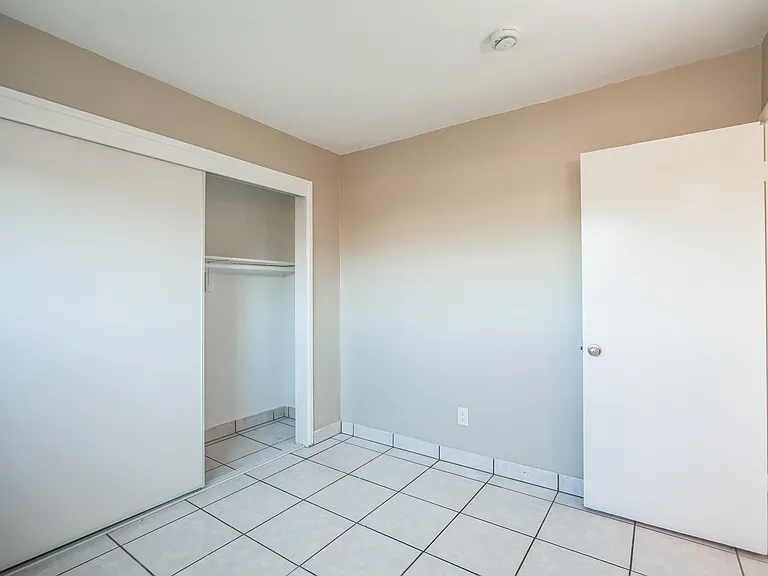 74460 Alessandro Dr — Photo 12