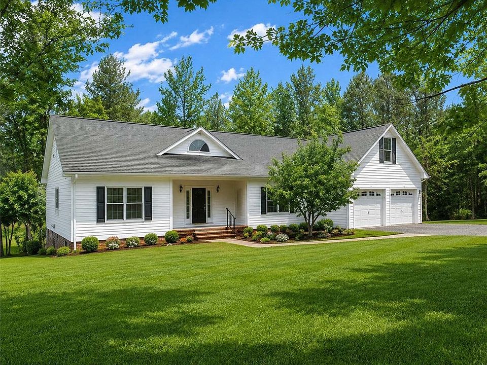 1st image of 206 Petty Rd